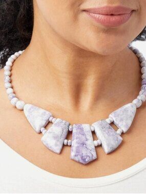 18" Violet Stone Station Necklace. NWT